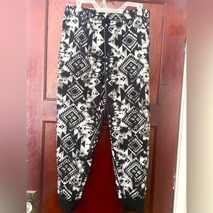 Lularoe Aztec  Jax Joggers Drawstring Black White Sweat Pants Size M